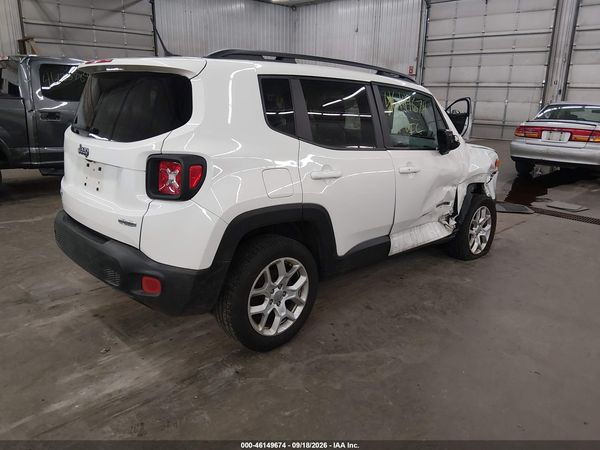 2017 JEEP RENEGADE LATITUDE 4X4 — I4