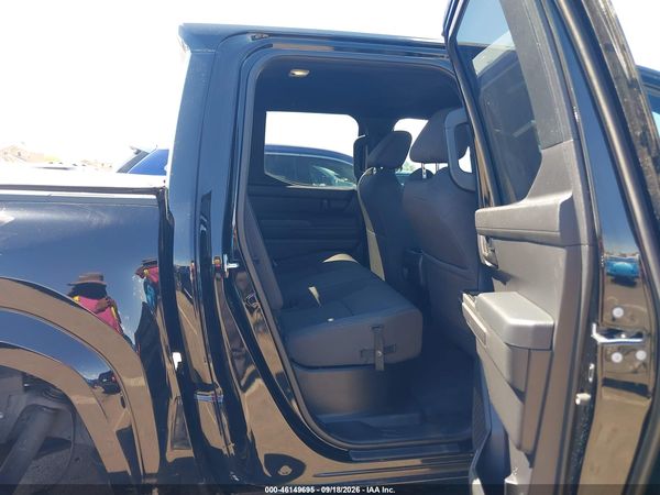 2024 TOYOTA TACOMA SR — I8