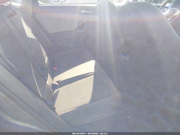 2024 VOLKSWAGEN TAOS 1.5T SE — I8