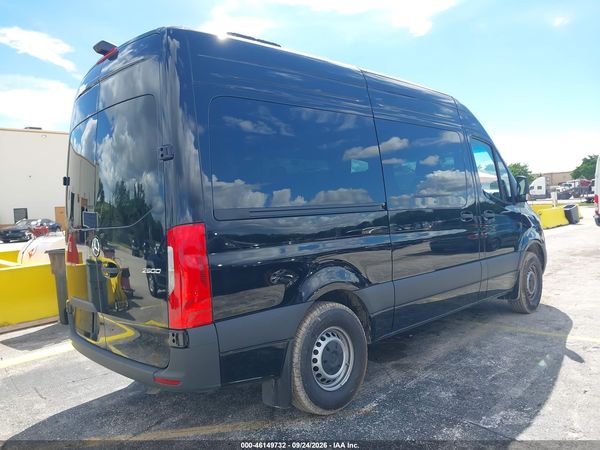 2026 MERCEDES-BENZ SPRINTER 2500 — I4