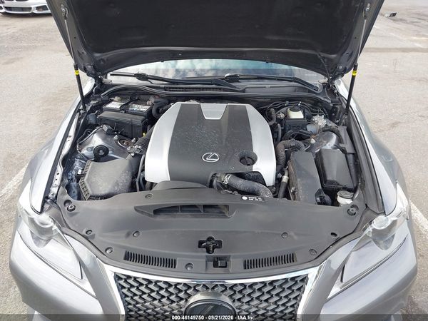 2016 LEXUS IS 300 — I10