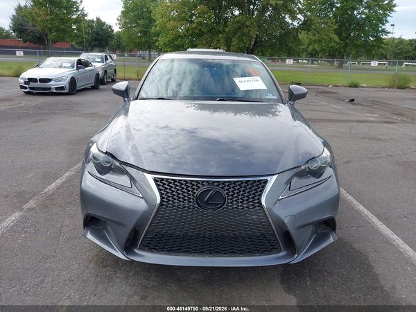 2016 LEXUS IS 300 — I115