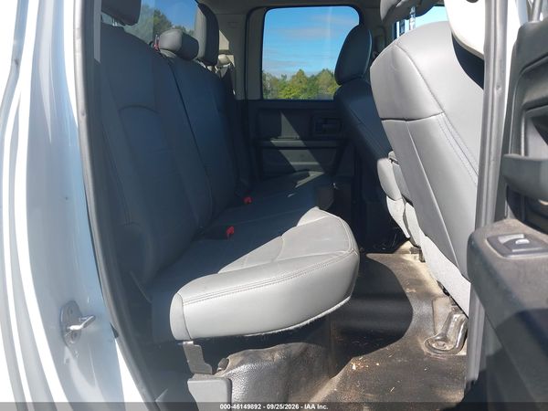 2018 RAM 1500 TRADESMAN  4X2 6'4 BOX — I8
