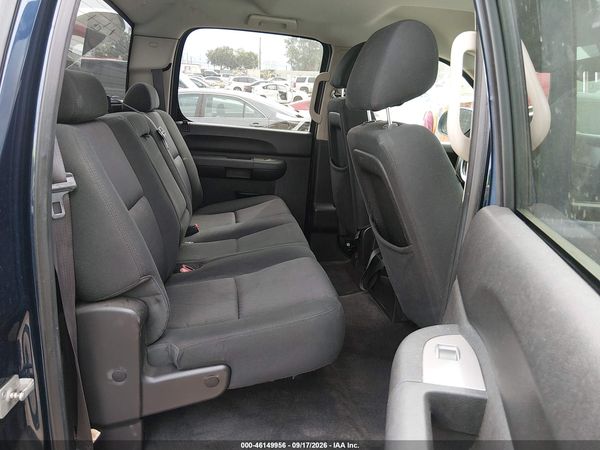2012 CHEVROLET SILVERADO 1500 LT — I8