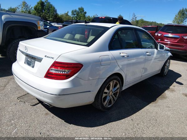 2013 MERCEDES-BENZ C 300 LUXURY 4MATIC — I4