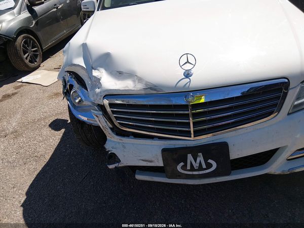 2013 MERCEDES-BENZ C 300 LUXURY 4MATIC — I6