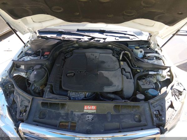 2013 MERCEDES-BENZ C 300 LUXURY 4MATIC — I10