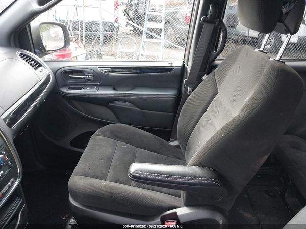 2016 DODGE GRAND CARAVAN SE PLUS — I5