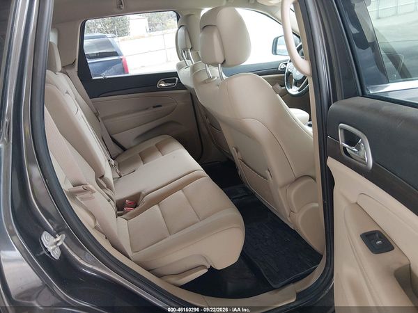 2018 JEEP GRAND CHEROKEE LAREDO E 4X4 — I8