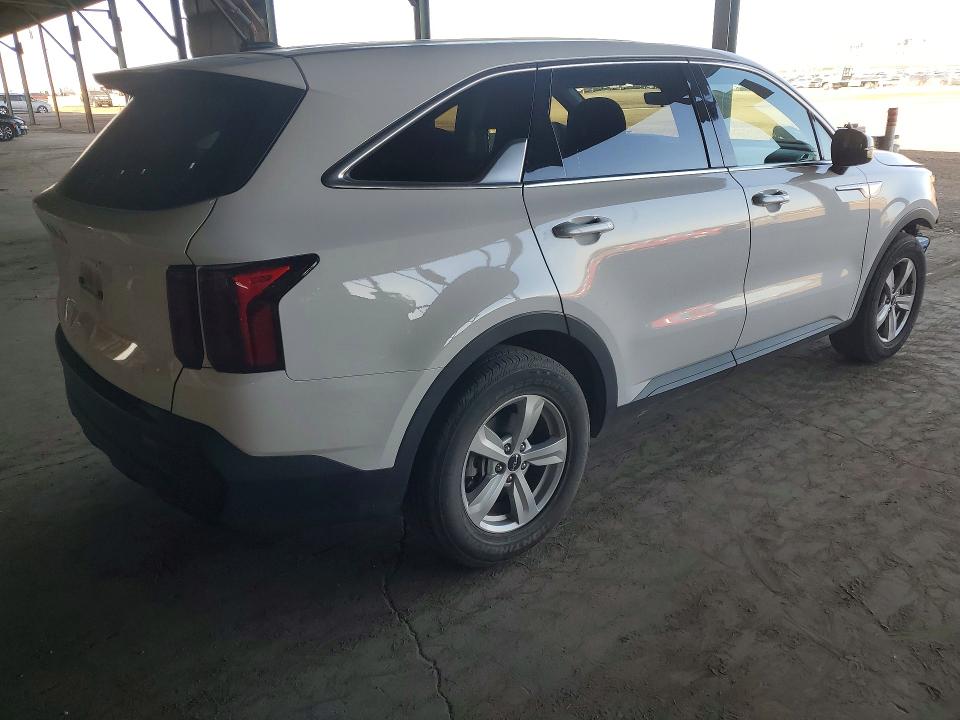 2023 KIA SORENTO LX
