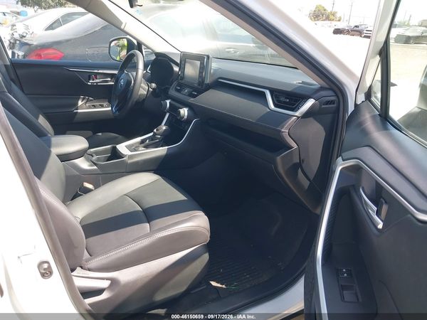 2021 TOYOTA RAV4 XLE PREMIUM — I5
