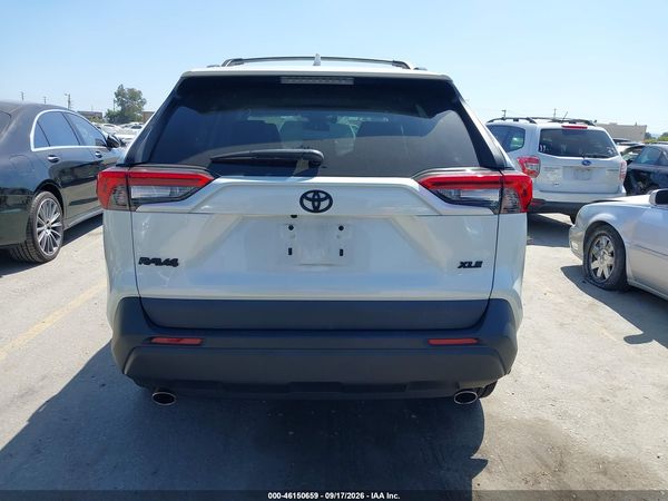 2021 TOYOTA RAV4 XLE PREMIUM — I119