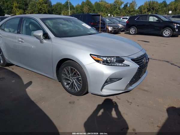 2017 LEXUS ES 350 — I1