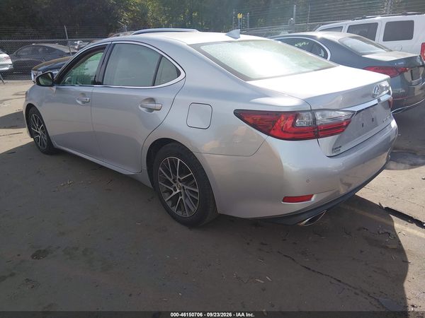2017 LEXUS ES 350 — I3
