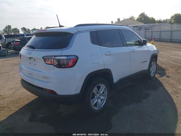 2022 JEEP COMPASS LATITUDE 4X4 — I4