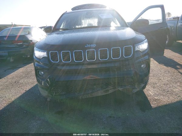 2025 JEEP COMPASS LATITUDE 4X4 — I6
