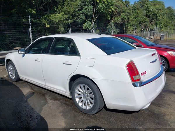 2013 CHRYSLER 300 MOTOWN — I117