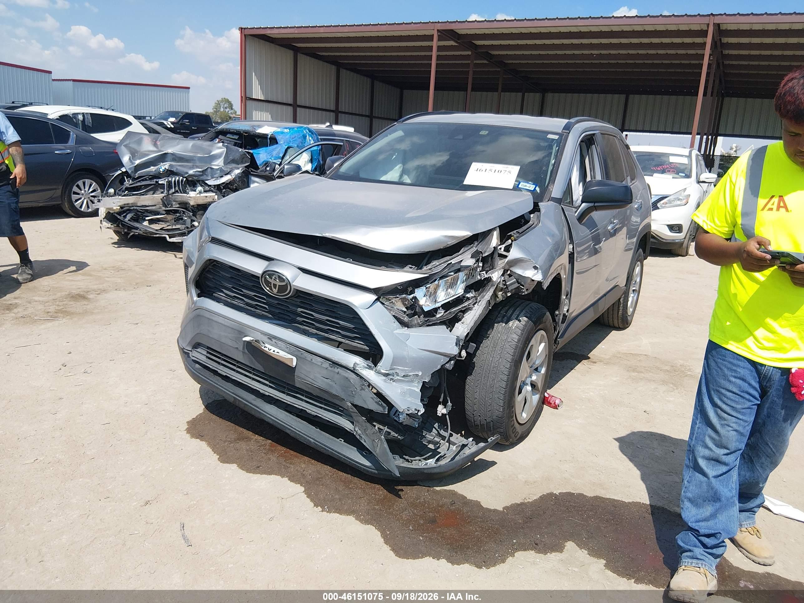 2020 TOYOTA RAV4 LE — I2