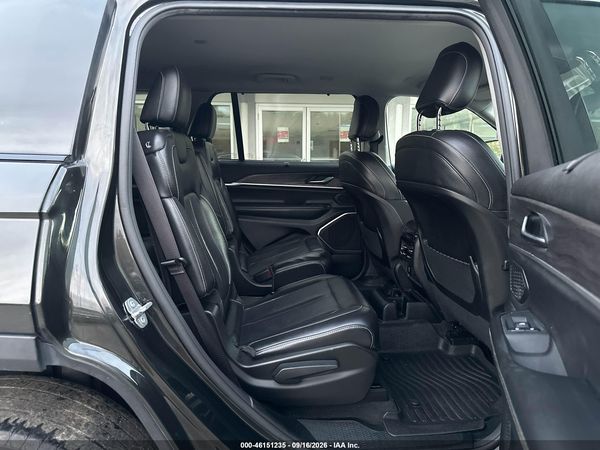 2022 JEEP GRAND CHEROKEE L LIMITED 4X4 — I8