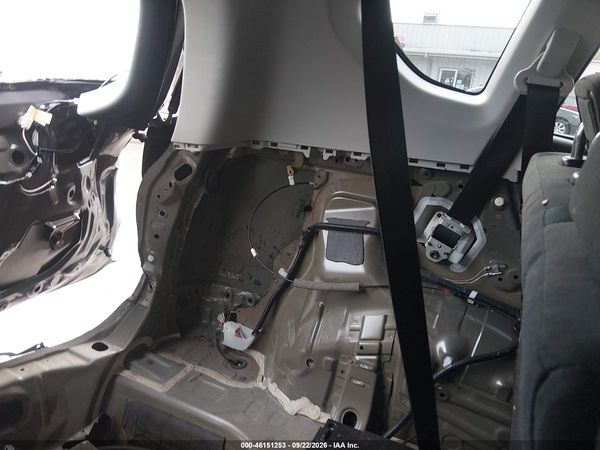 2016 TOYOTA RAV4 LE — I154