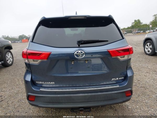 2017 TOYOTA HIGHLANDER XLE — I119