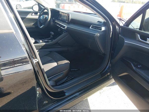 2021 KIA K5 LXS — I5