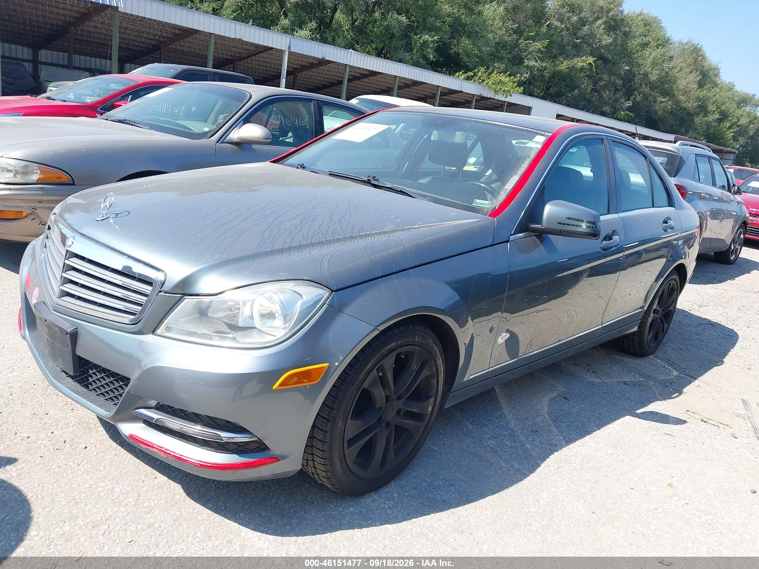 2012 MERCEDES-BENZ C 300 — I2