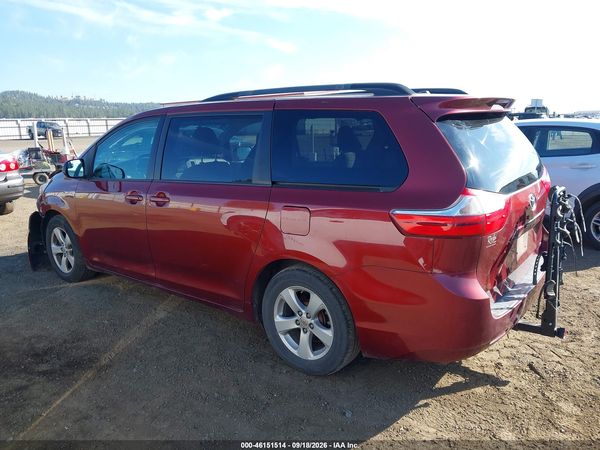 2015 TOYOTA SIENNA LE 8 PASSENGER — I117