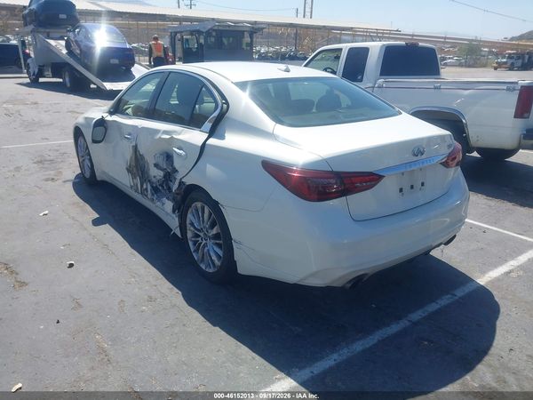 2018 INFINITI Q50 3.0T LUXE — I3