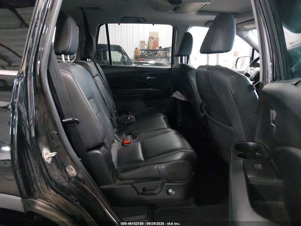 2021 HONDA PILOT AWD TOURING 8 PASSENGER — I8