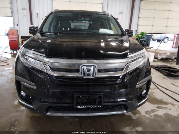 2021 HONDA PILOT AWD TOURING 8 PASSENGER — I115
