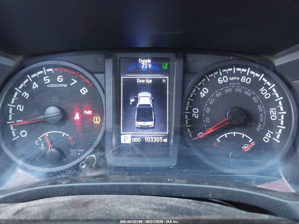 2022 TOYOTA TACOMA SR — I7