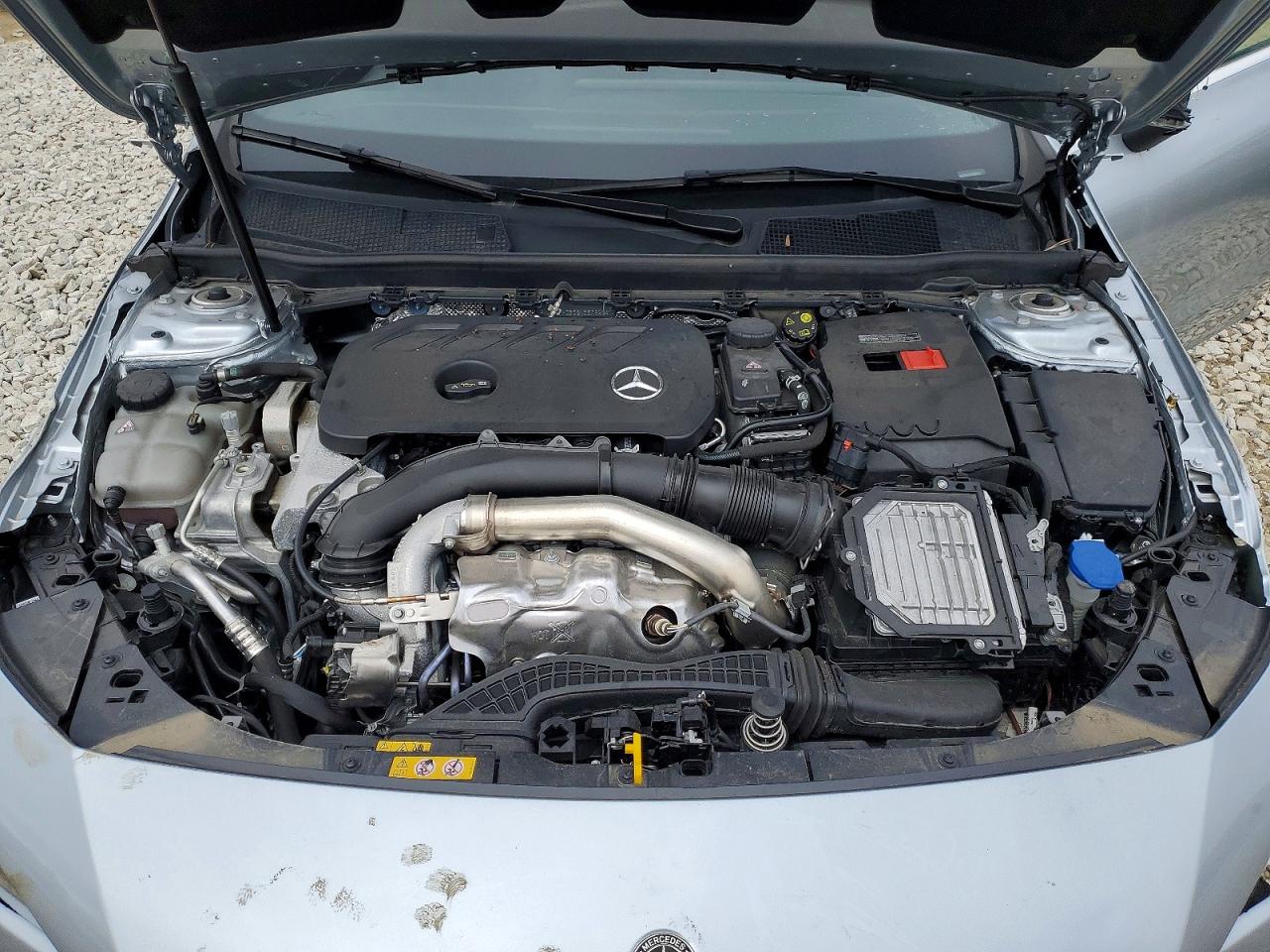2025 MERCEDES-BENZ CLA