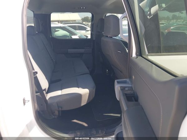 2025 FORD F-150 XLT — I8