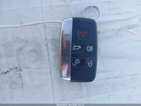 2016 LAND ROVER DISCOVERY SPORT HSE — I11