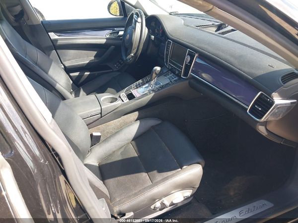 2013 PORSCHE PANAMERA 4 — I5