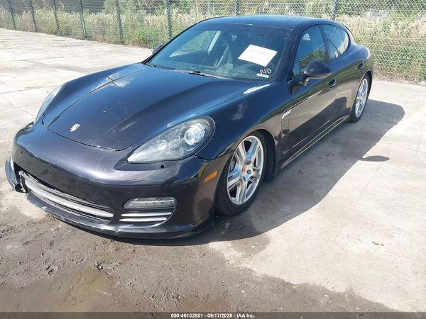 2013 PORSCHE PANAMERA 4 — I153