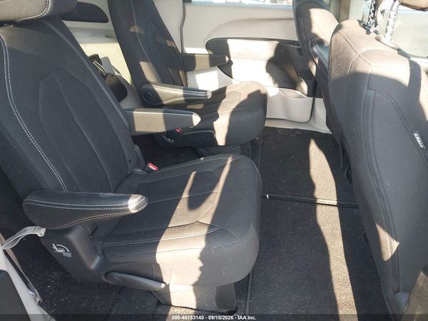 2024 CHRYSLER VOYAGER LX — I8