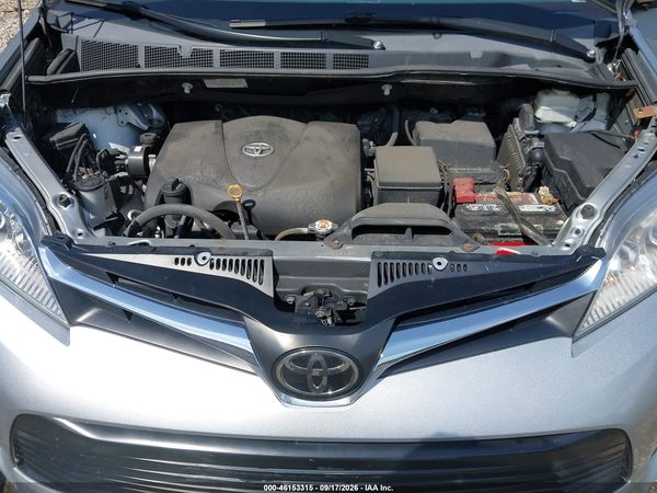 2020 TOYOTA SIENNA LE — I10