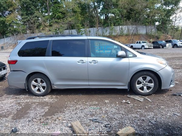 2020 TOYOTA SIENNA LE — I116