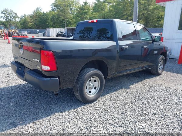 2018 RAM 1500 TRADESMAN  4X4 5'7 BOX — I4