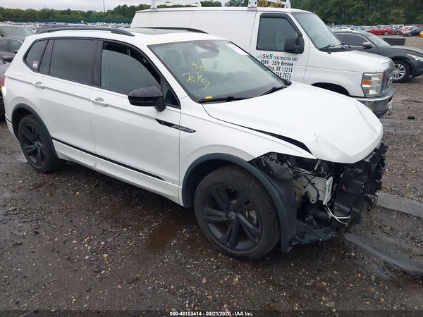 2024 VOLKSWAGEN TIGUAN 2.0T SE R-LINE BLACK — I1