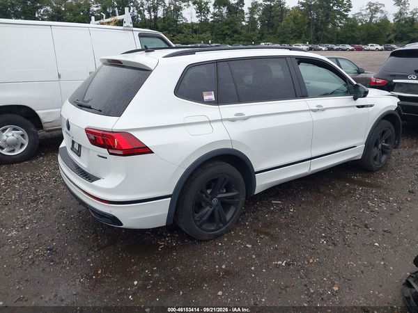 2024 VOLKSWAGEN TIGUAN 2.0T SE R-LINE BLACK — I4
