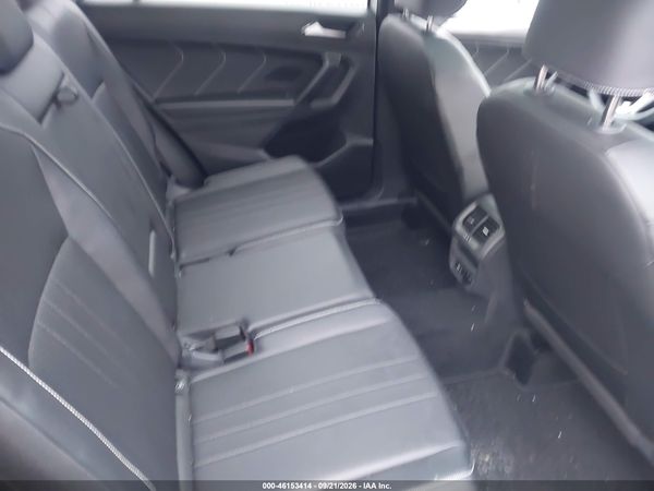 2024 VOLKSWAGEN TIGUAN 2.0T SE R-LINE BLACK — I8