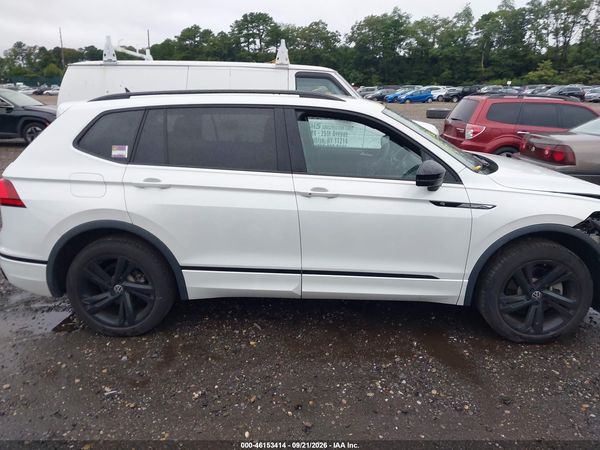 2024 VOLKSWAGEN TIGUAN 2.0T SE R-LINE BLACK — I116