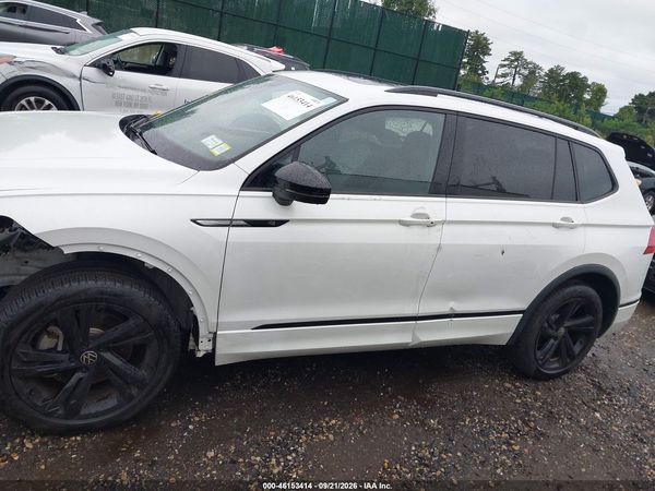 2024 VOLKSWAGEN TIGUAN 2.0T SE R-LINE BLACK — I117