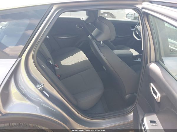 2026 KIA K4 LXS — I8