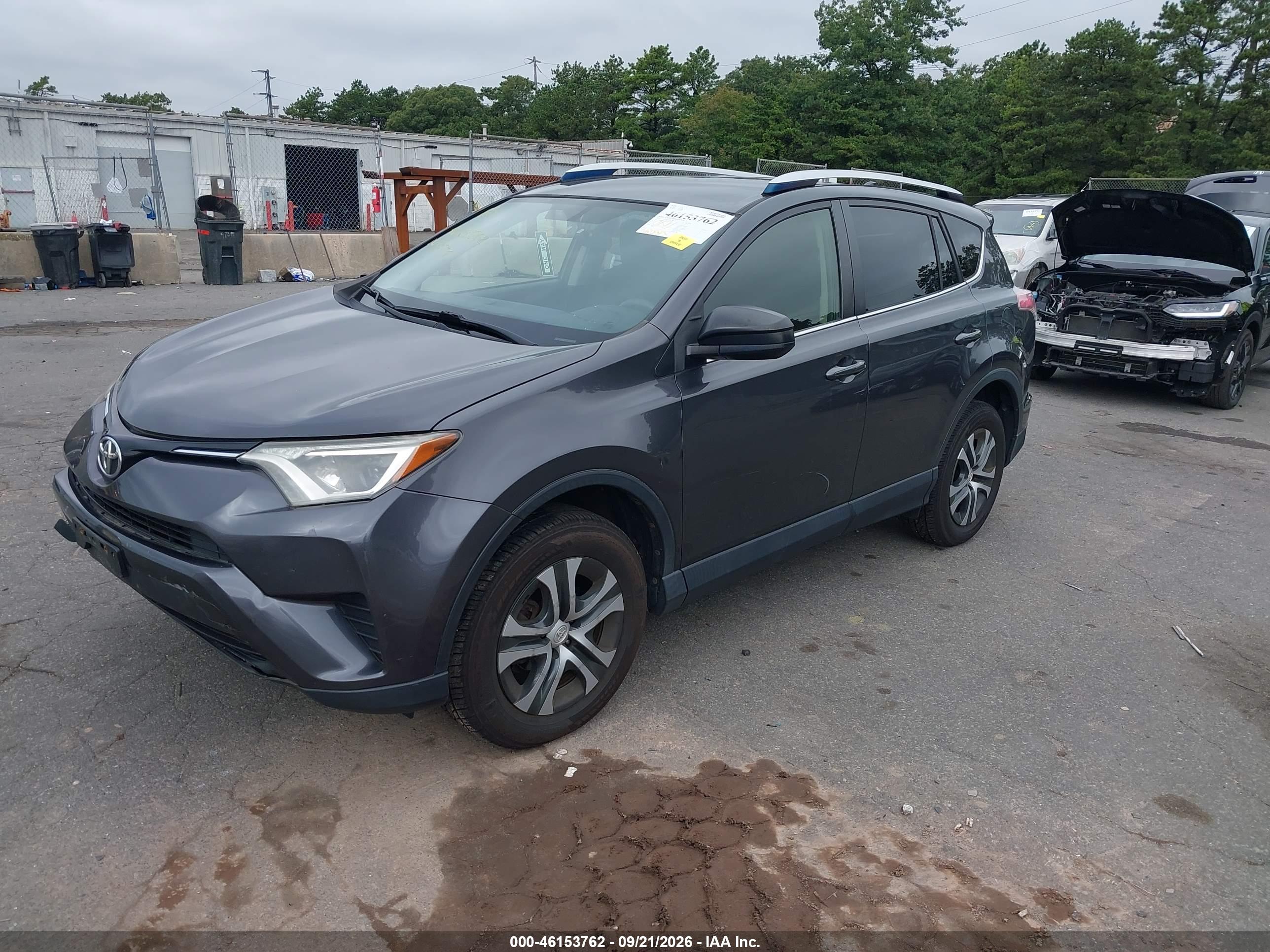 2016 TOYOTA RAV4 LE — I2