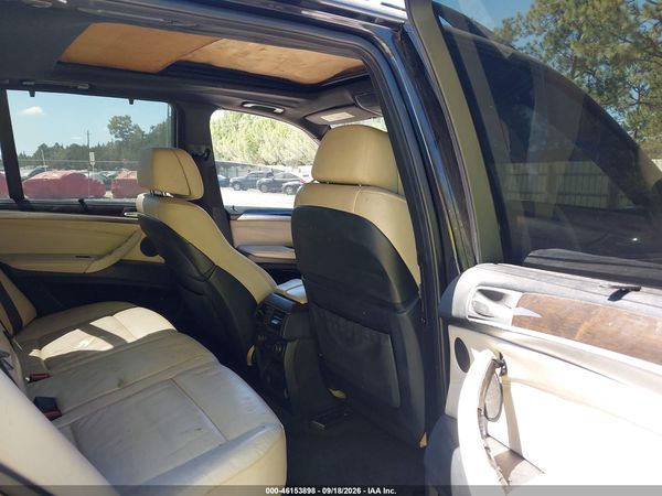 2013 BMW X5 XDRIVE50I — I8