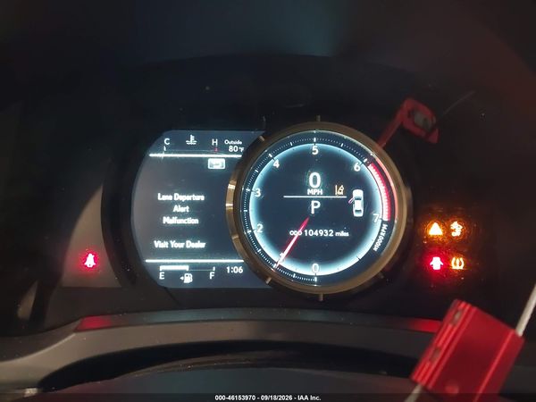2018 LEXUS IS 300 — I7